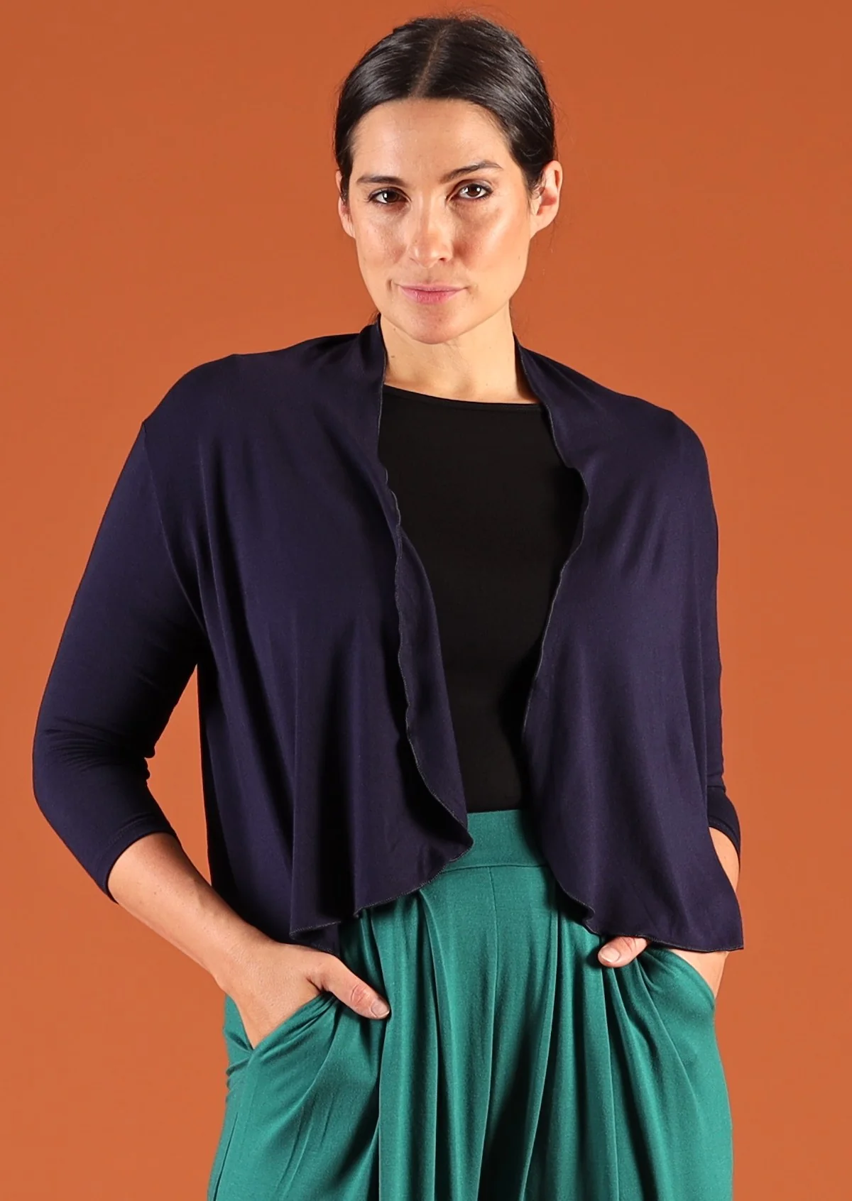 Bolero Cardi Navy Blue - Fuchesia