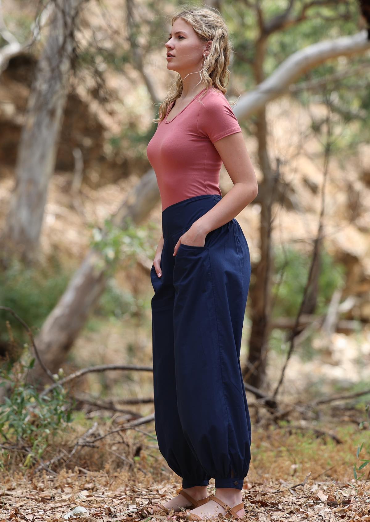 Acapulco Pants Navy - Fuchesia