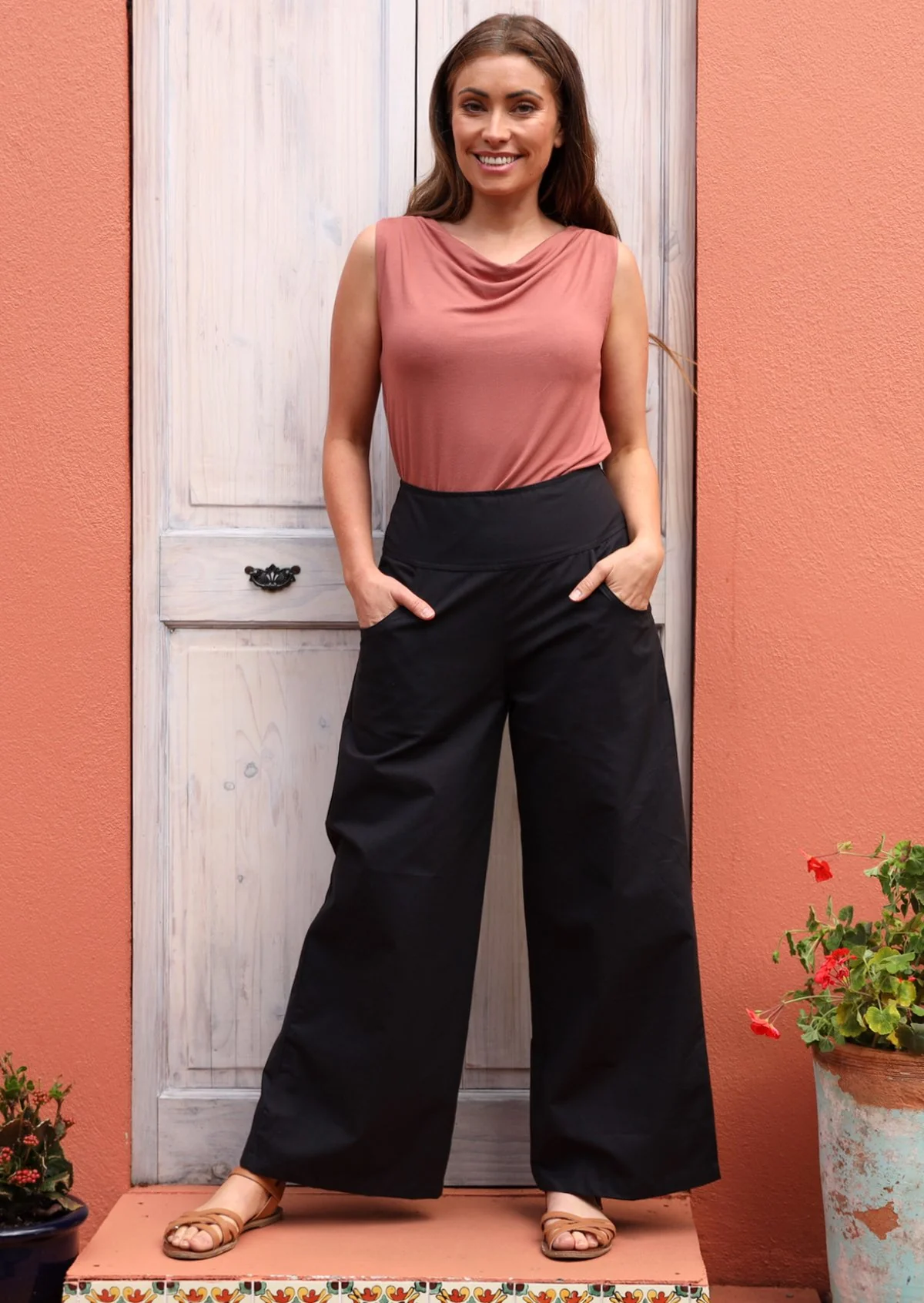 Remi Pant Black - Fuchesia